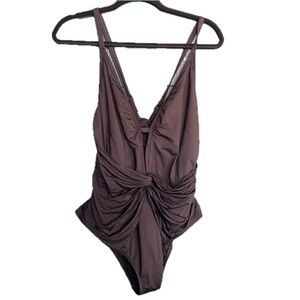 Sexy slimming plunge front La Blanca one piece swimsuit 18/20